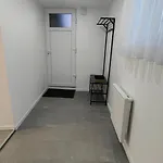 Bel F2 Entierement Renove شقة سليستا