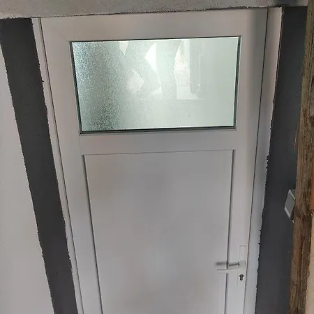 Bel F2 Entierement Renove *